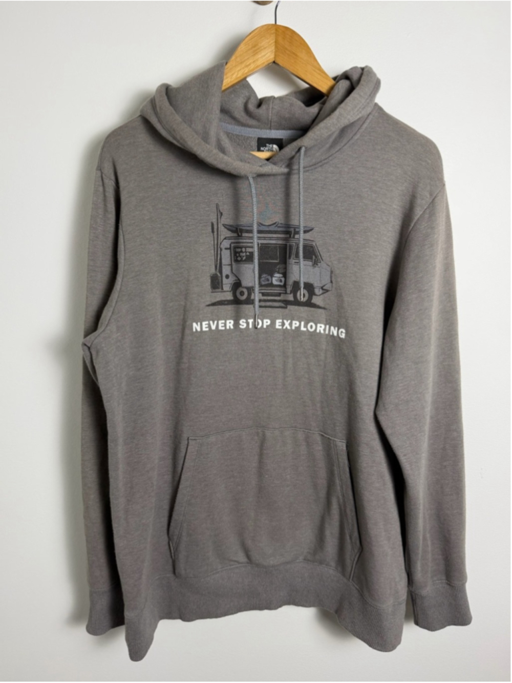 The North Face Women’s XL Never Stop Exploring Van Graphic Hoodie